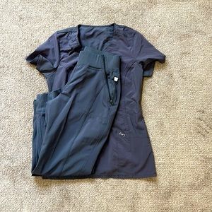 Women’s scrub set